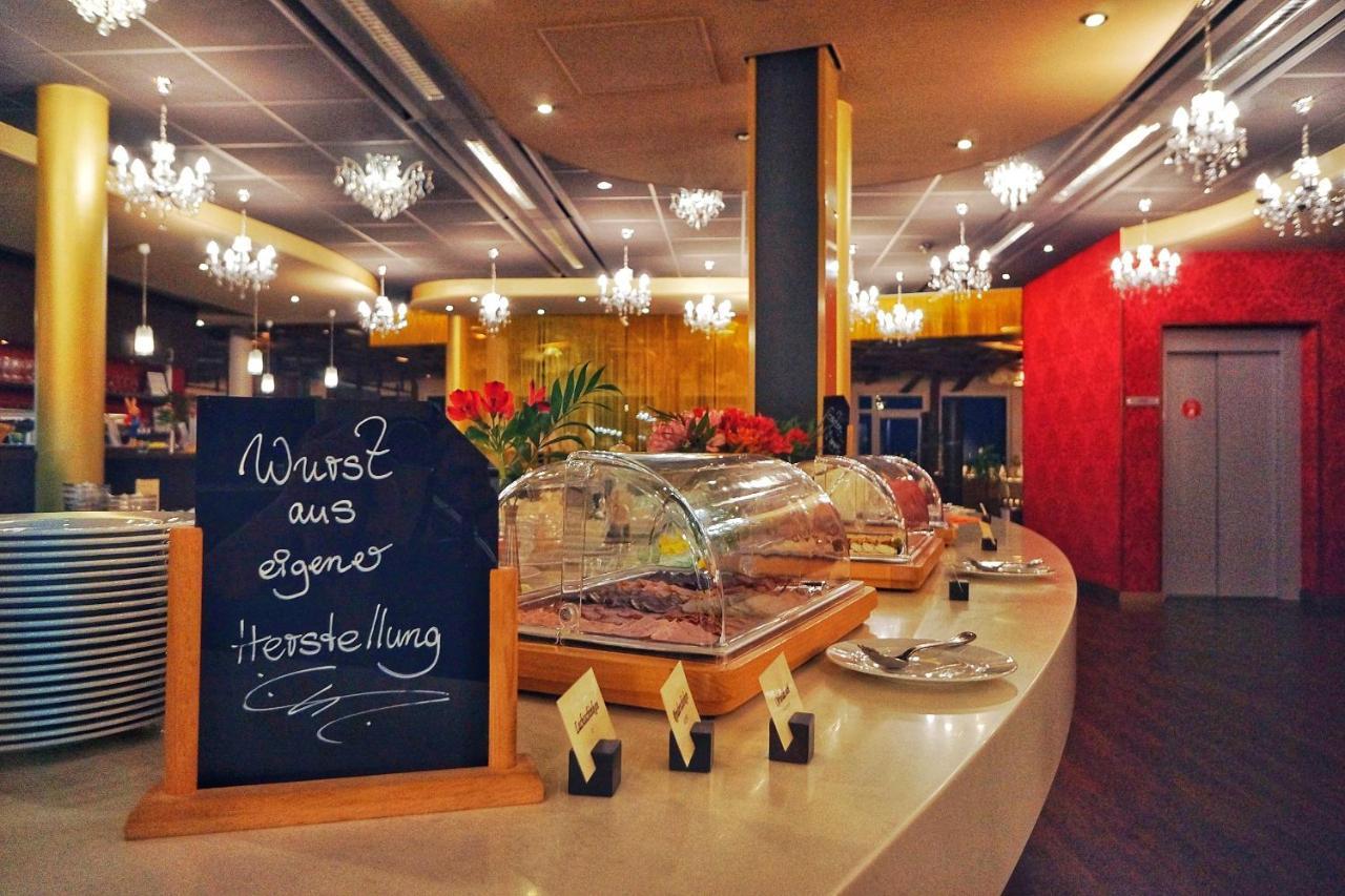 Bergwirtschaft Wilder Mann Hotel Und Restaurant Дрезден Екстериор снимка