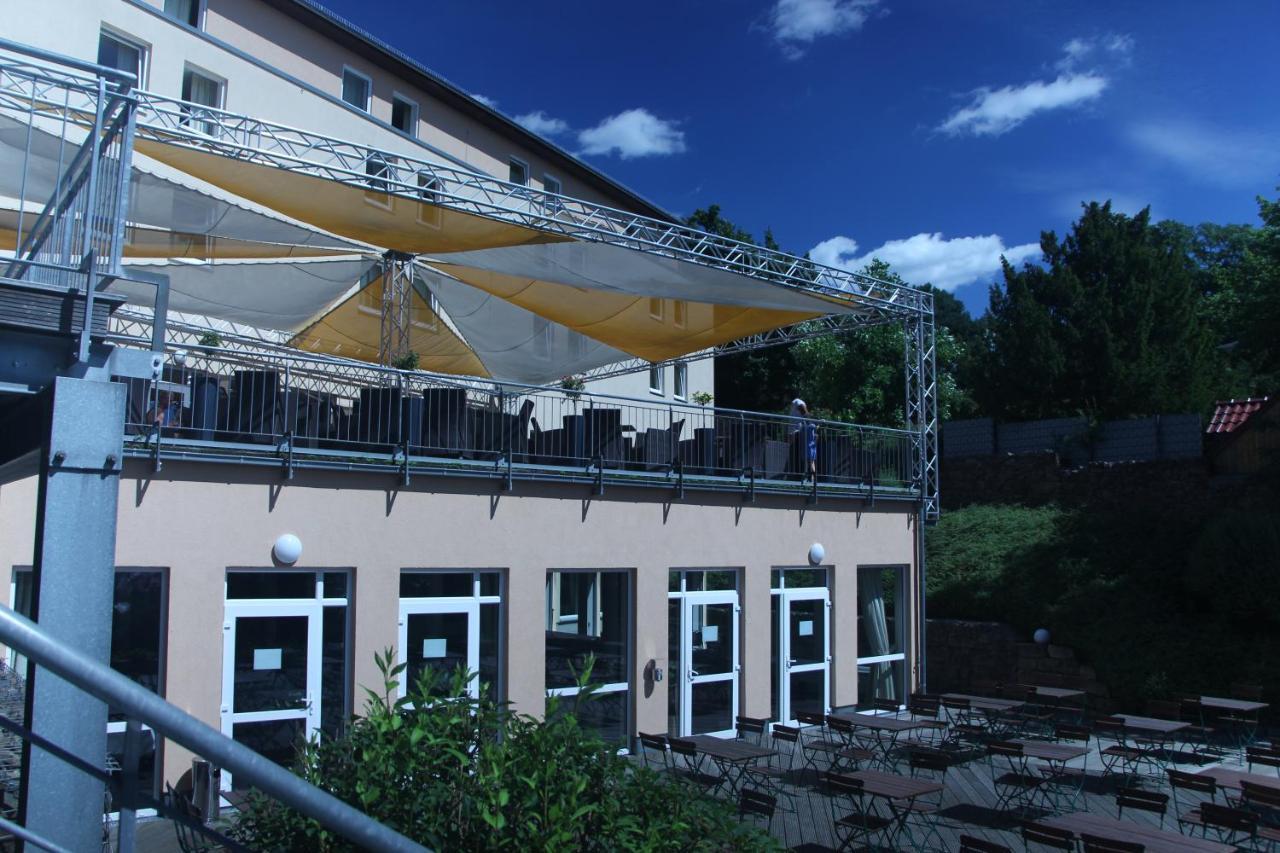 Bergwirtschaft Wilder Mann Hotel Und Restaurant Дрезден Екстериор снимка