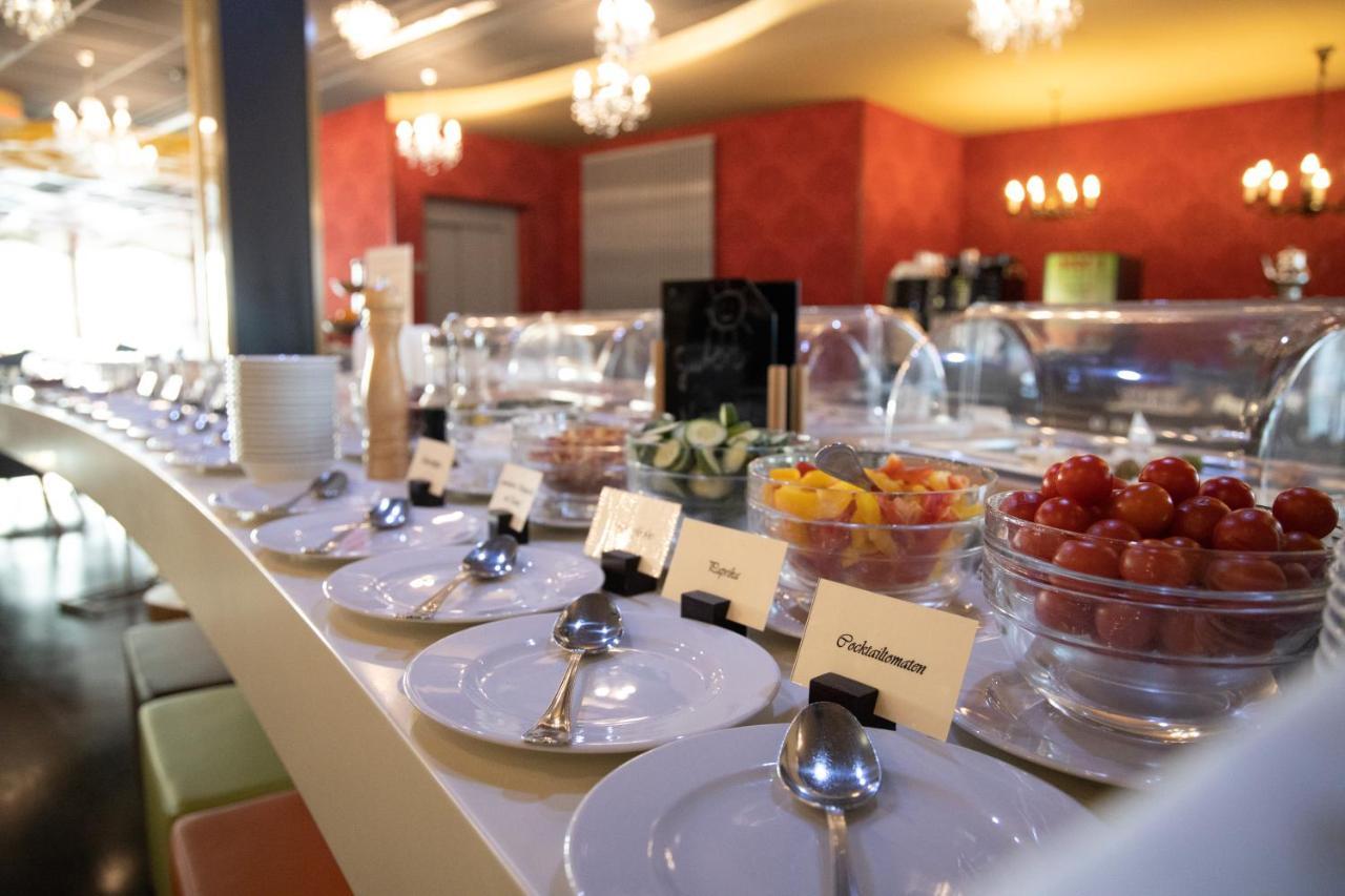 Bergwirtschaft Wilder Mann Hotel Und Restaurant Дрезден Екстериор снимка